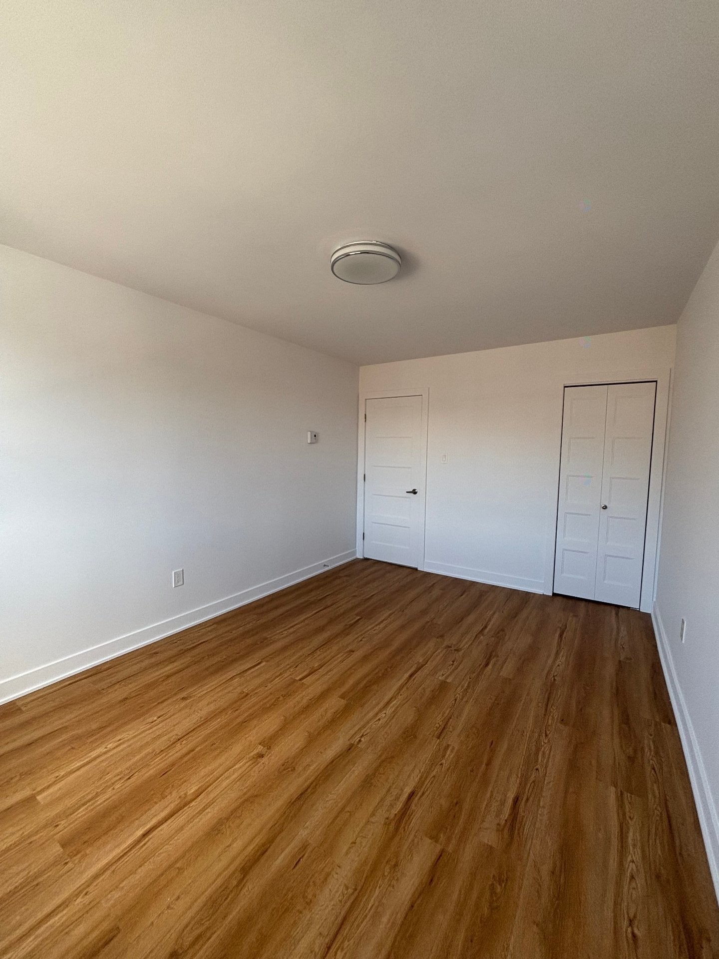 









1976


Rue L.-O.-David

, 4,
Montréal (Villeray/Saint-Michel/Parc-Extension),




QC
H2E1K8

