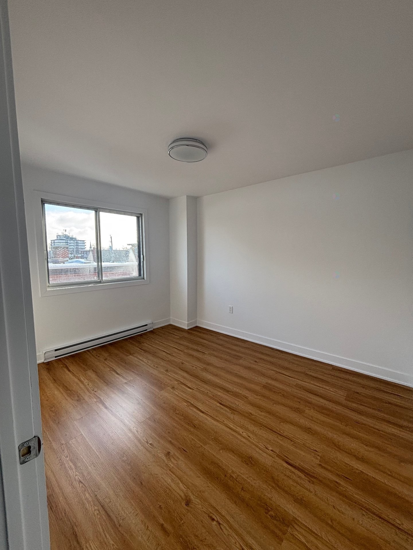 









1976


Rue L.-O.-David

, 4,
Montréal (Villeray/Saint-Michel/Parc-Extension),




QC
H2E1K8

