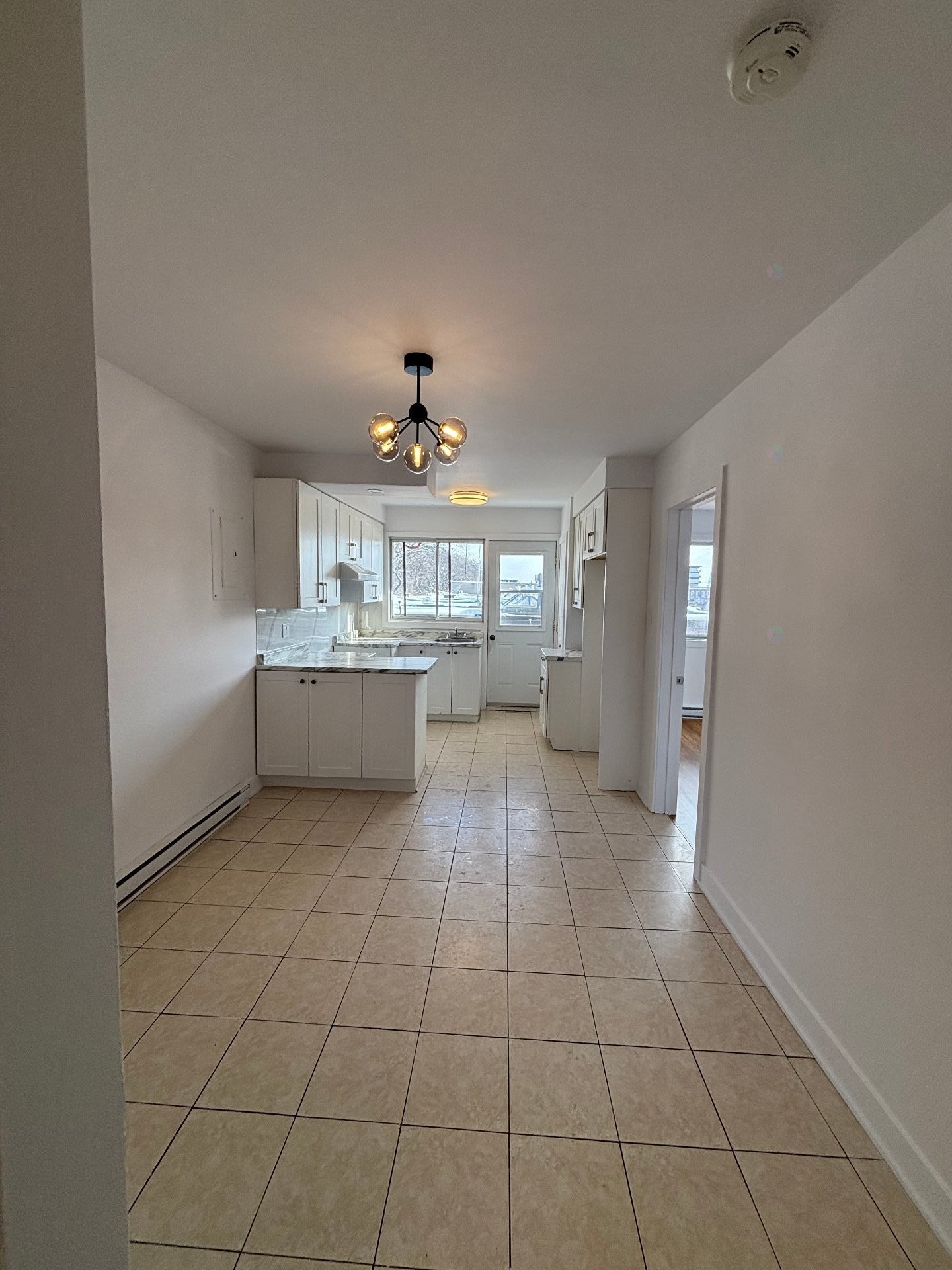 









1976


Rue L.-O.-David

, 4,
Montréal (Villeray/Saint-Michel/Parc-Extension),




QC
H2E1K8

