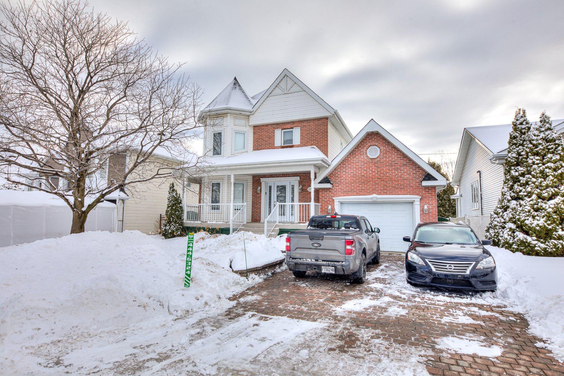 









20500


Rue des Sports

,
Mirabel,




QC
J7J1S9

