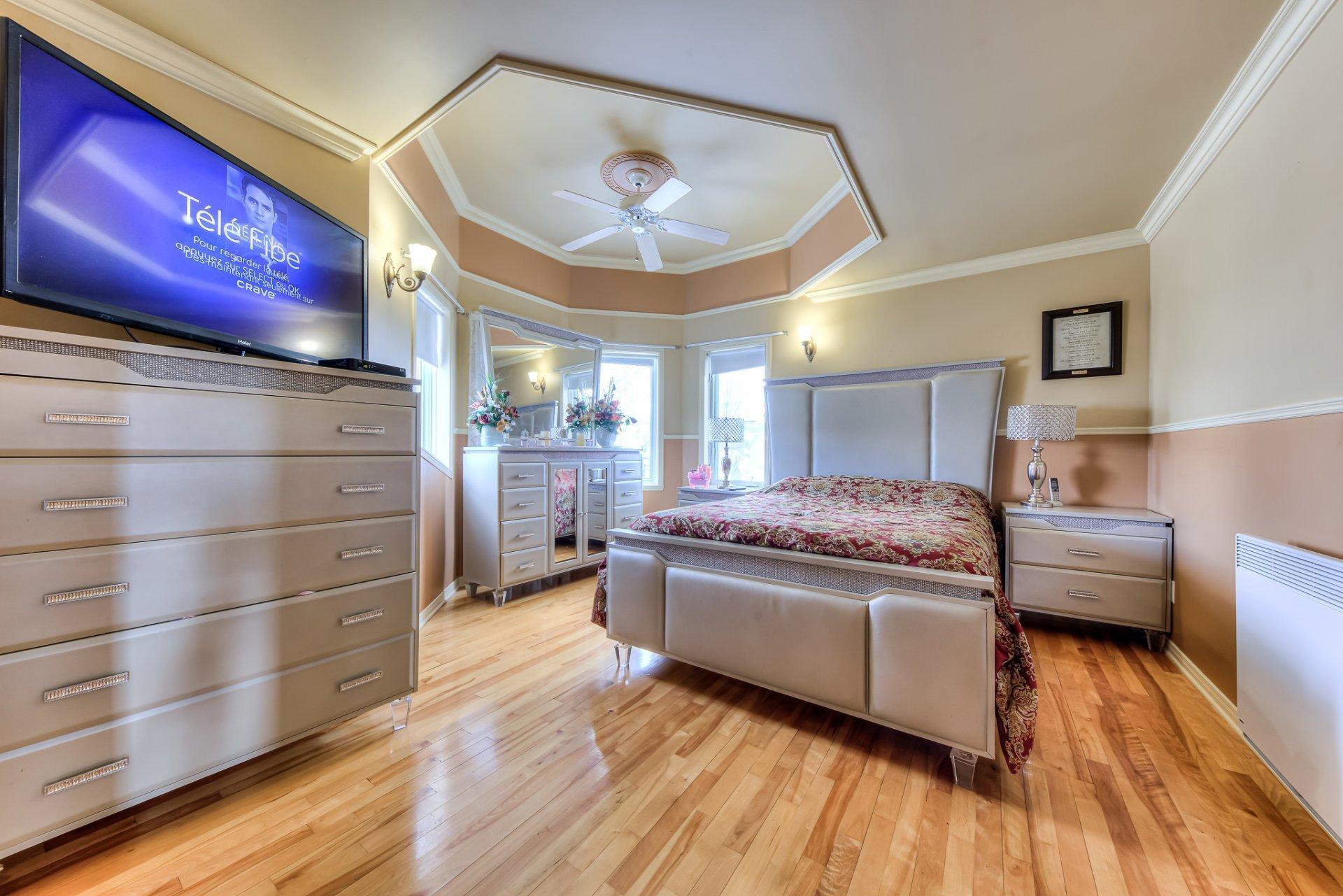 









20500


Rue des Sports

,
Mirabel,




QC
J7J1S9

