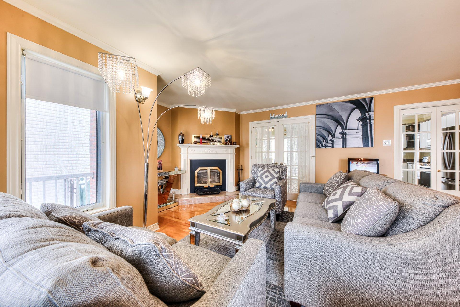 









20500


Rue des Sports

,
Mirabel,




QC
J7J1S9

