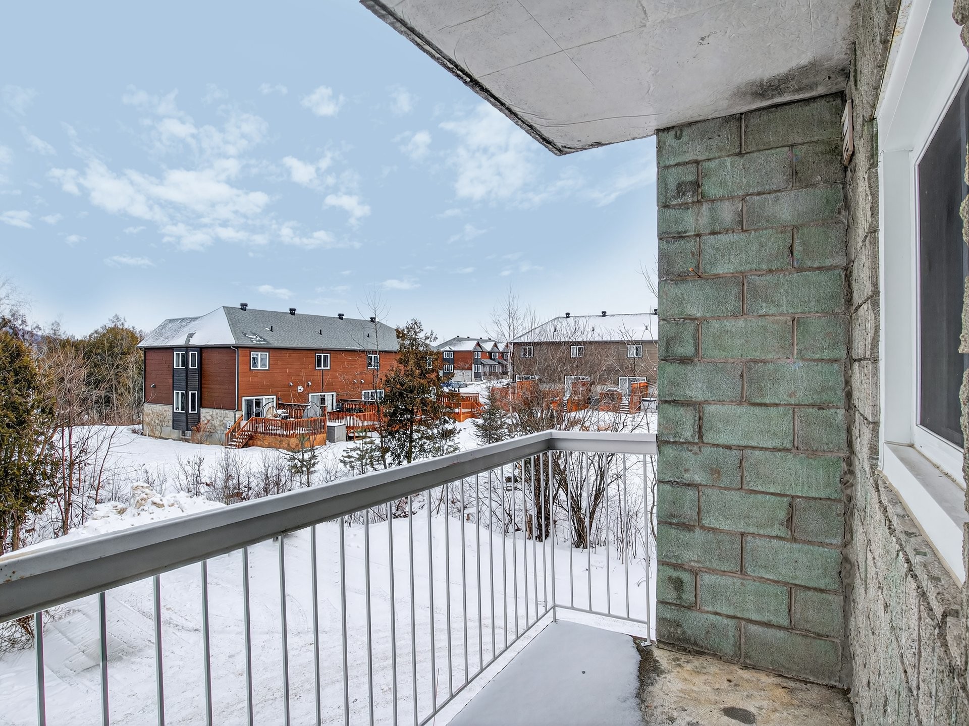 









94


Boul. de Bromont

, 6,
Bromont,




QC
J2L2K6

