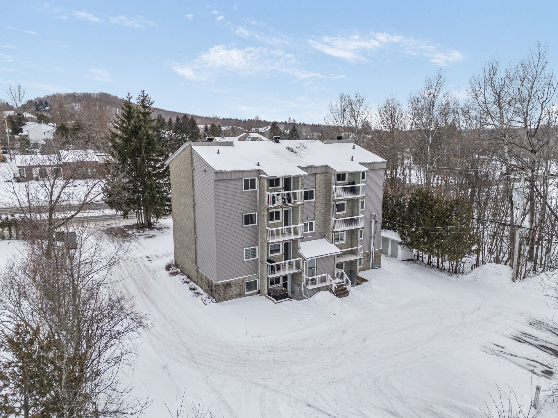 









94


Boul. de Bromont

, 6,
Bromont,




QC
J2L2K6

