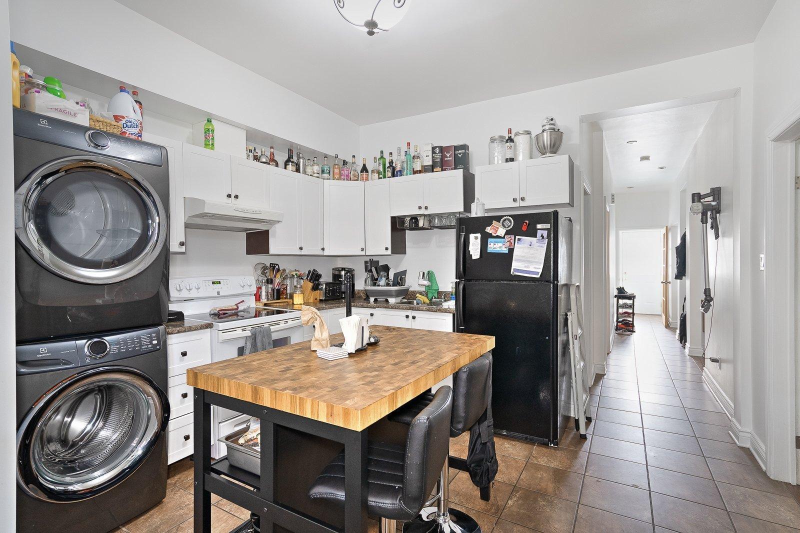 









1249

 - 1253


Rue Cartier

,
Montréal (Ville-Marie),




QC
H2K4C4

