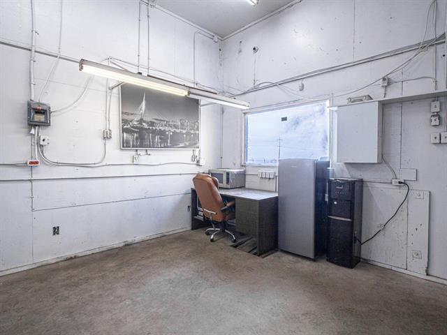 









8425


WILKES

AVE,
Headingley,




MB
R4H 1B8

