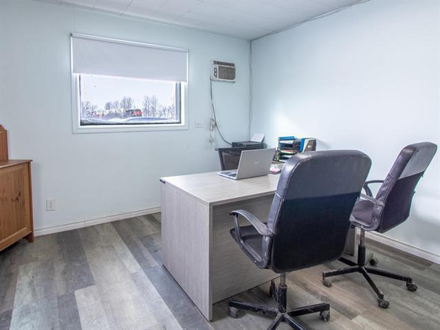 









8425


WILKES

AVE,
Headingley,




MB
R4H 1B8

