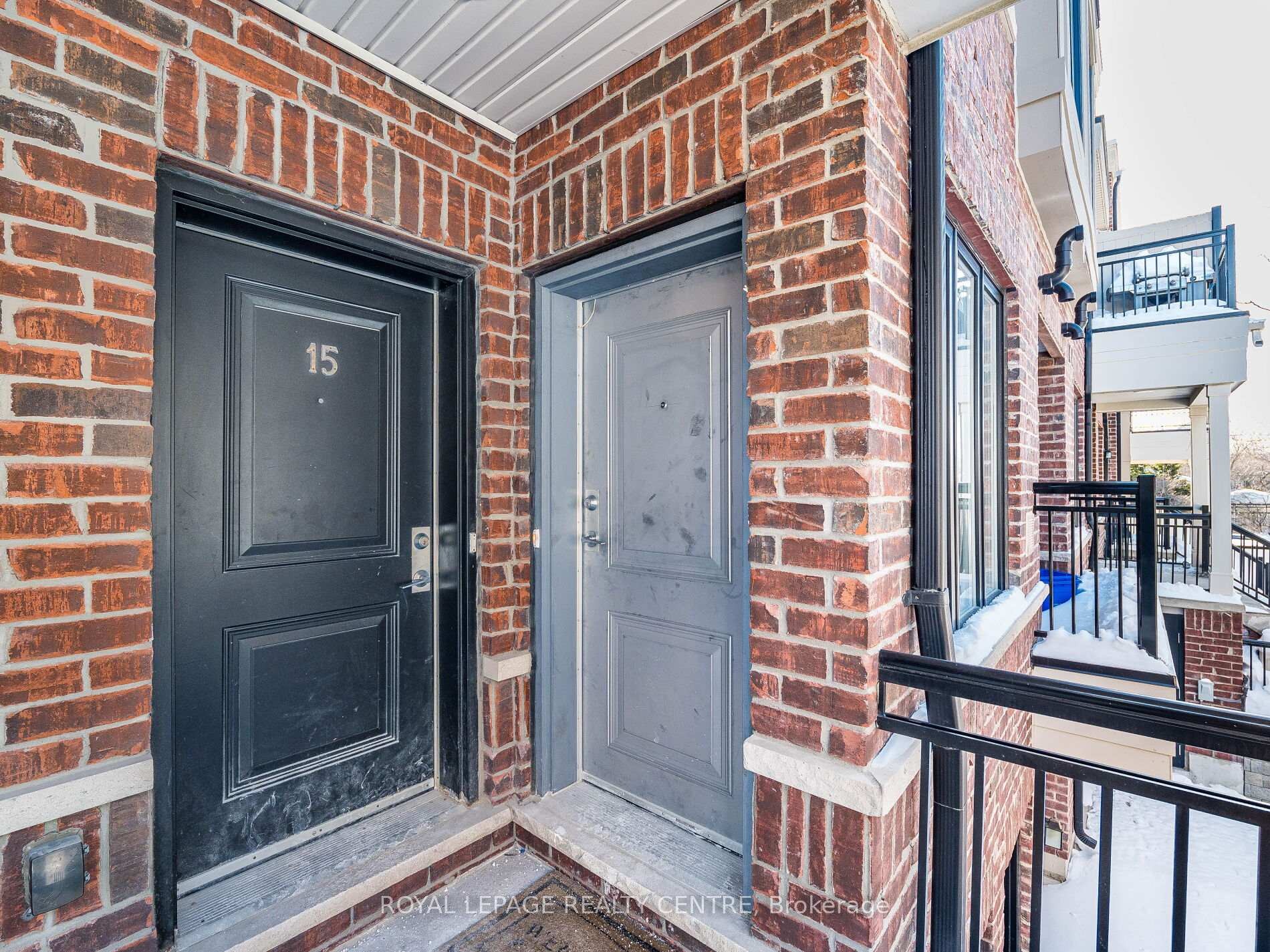 









10


Carnation

Avenue, 16,
Toronto,




ON
M8V 0B8

