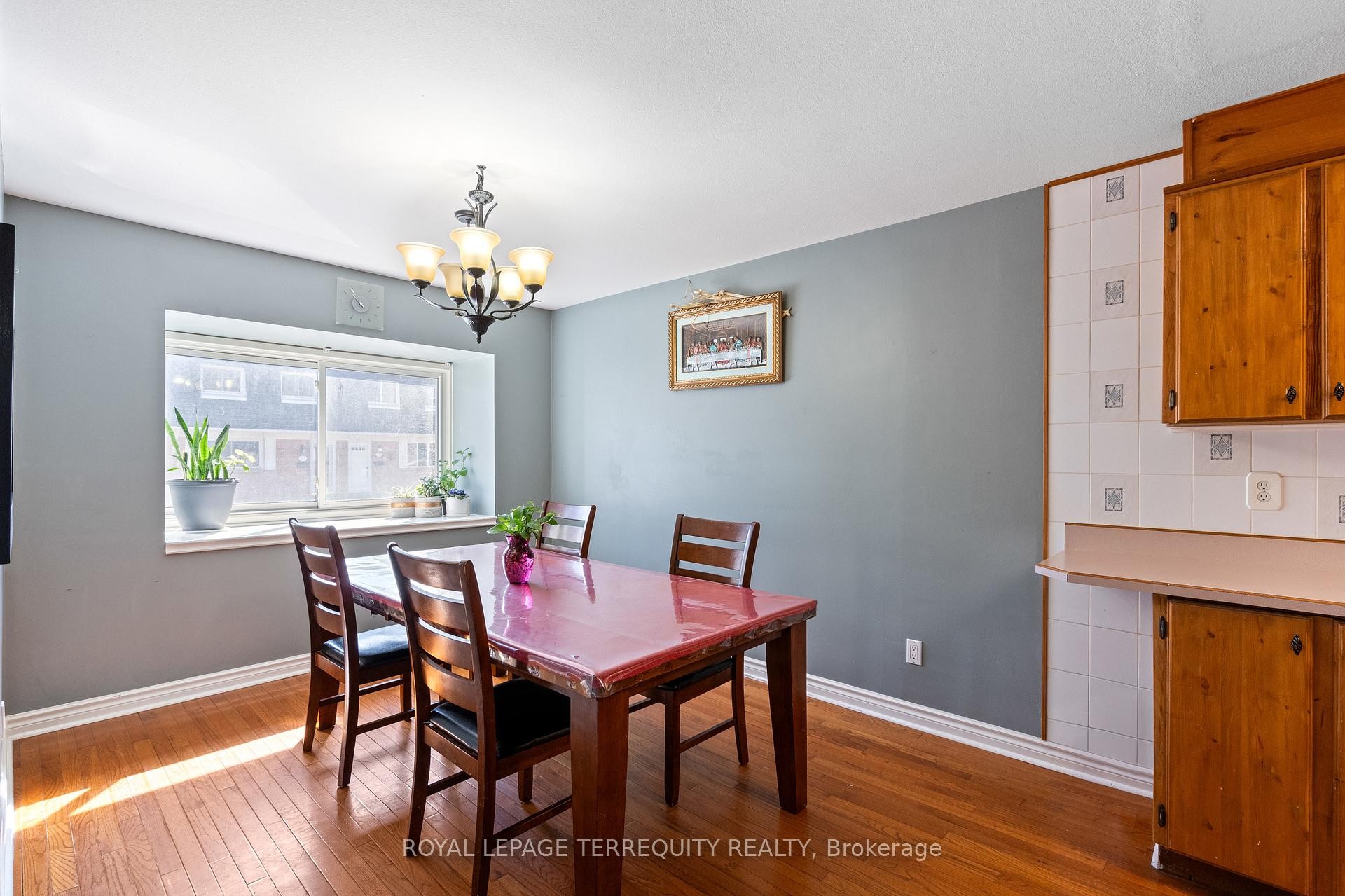 









185


Denistoun

Street, 53,
Welland,




ON
L3C 6J6

