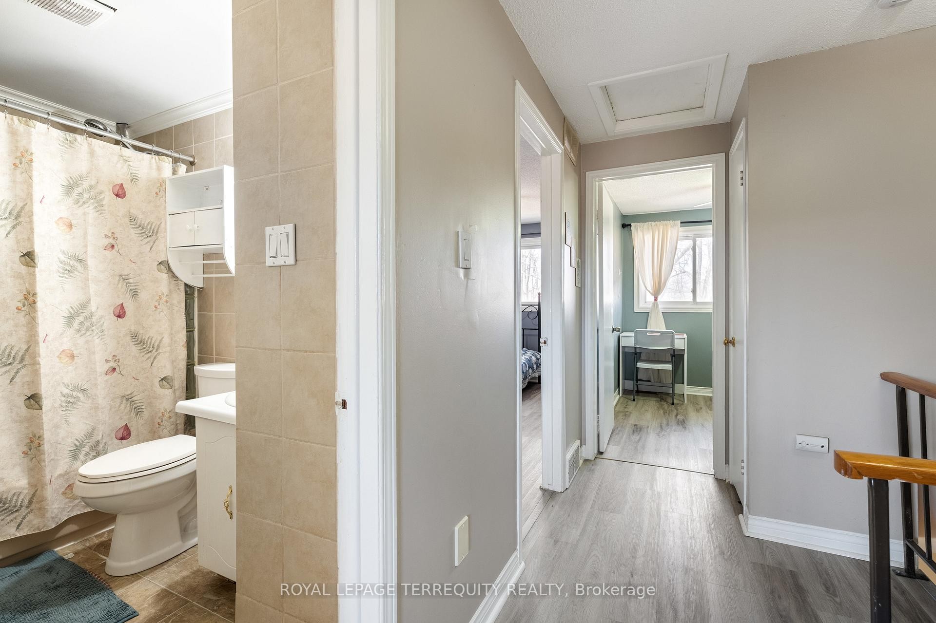 









185


Denistoun

Street, 53,
Welland,




ON
L3C 6J6

