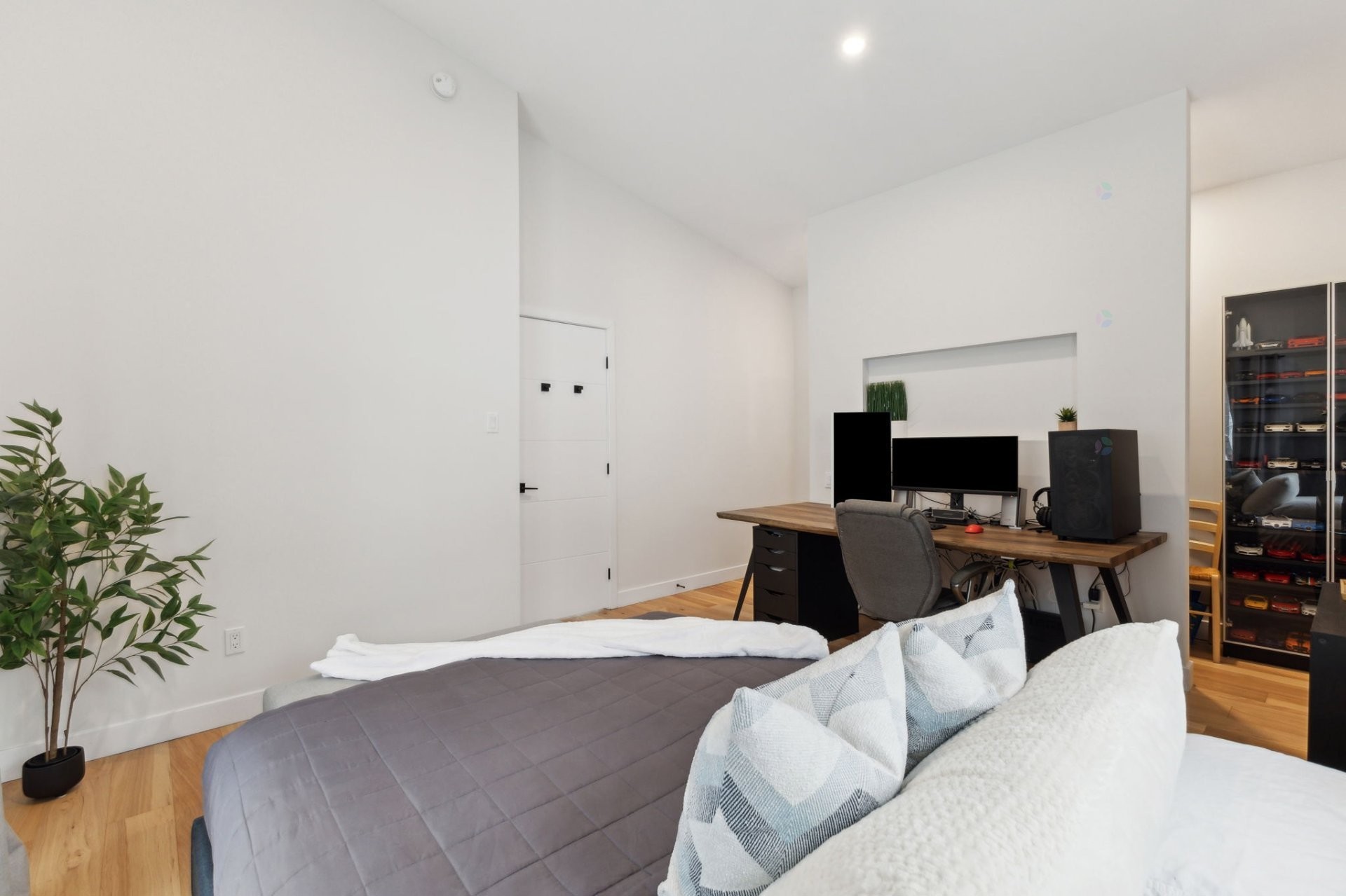 









68


Ch. Réthier

,
Val-des-Monts,




QC
J8N7G7

