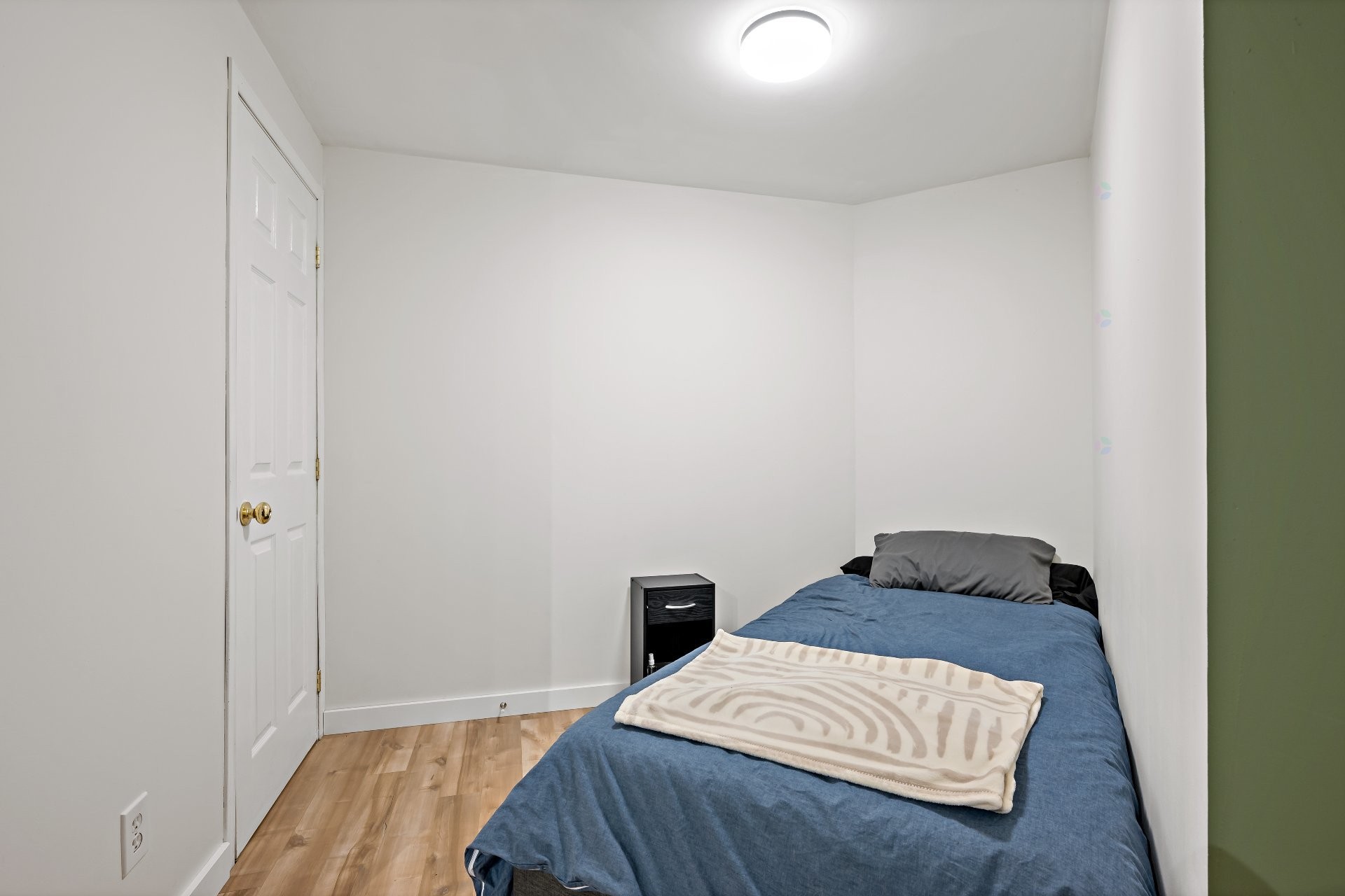 









945


Place du Repos

,
Mont-Tremblant,




QC
J8E2Y4

