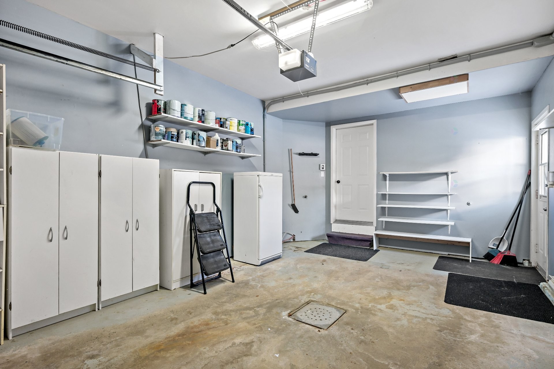 









945


Place du Repos

,
Mont-Tremblant,




QC
J8E2Y4

