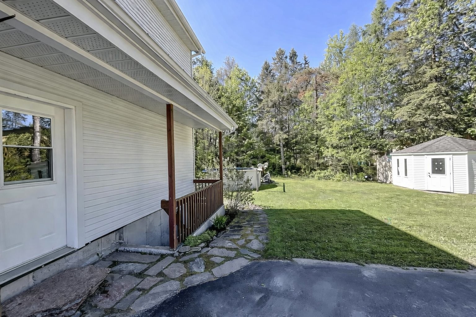 









945


Place du Repos

,
Mont-Tremblant,




QC
J8E2Y4

