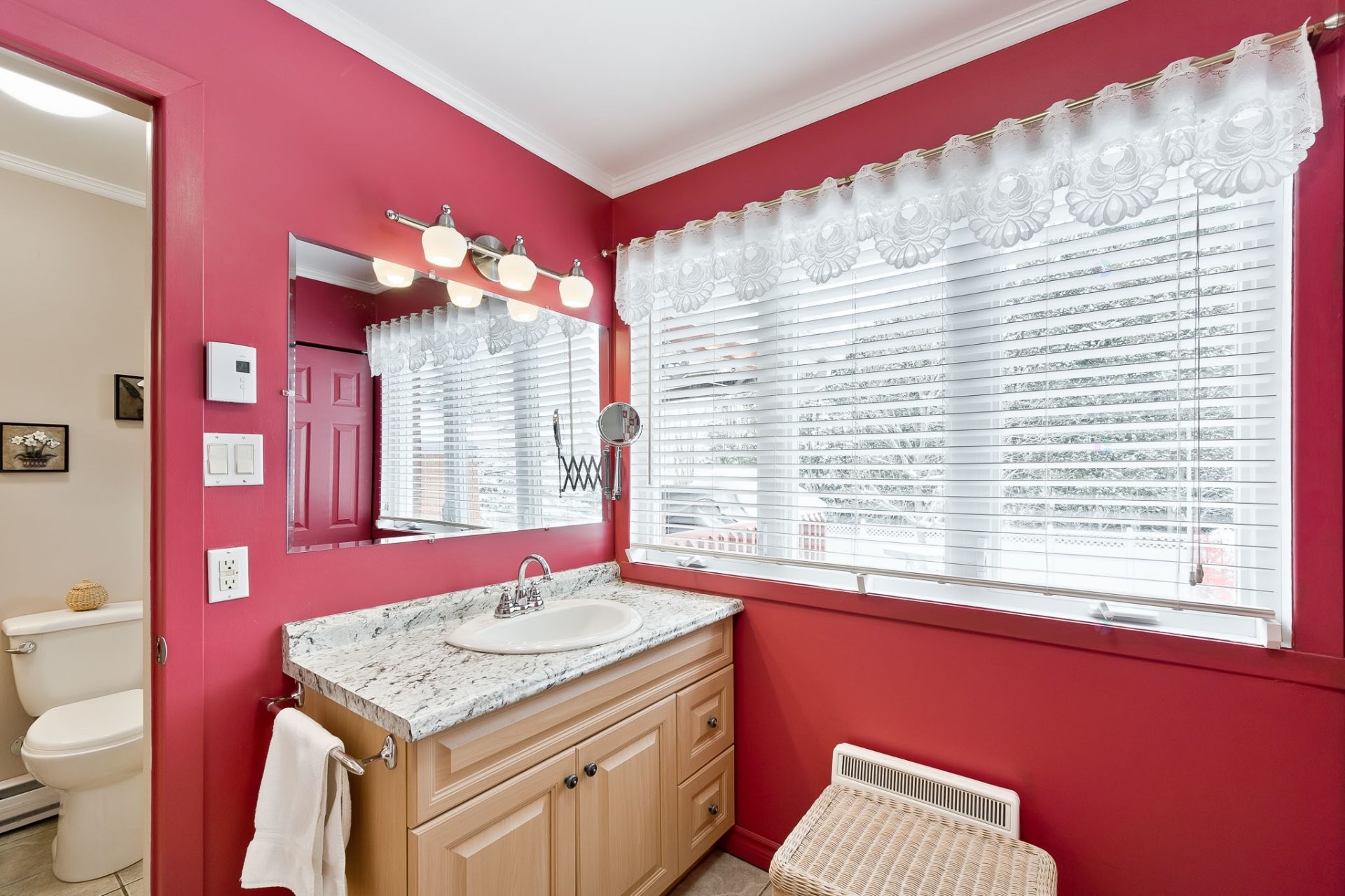 









1121


Rue Walsh

,
Sherbrooke (Fleurimont),




QC
J1G2W4

