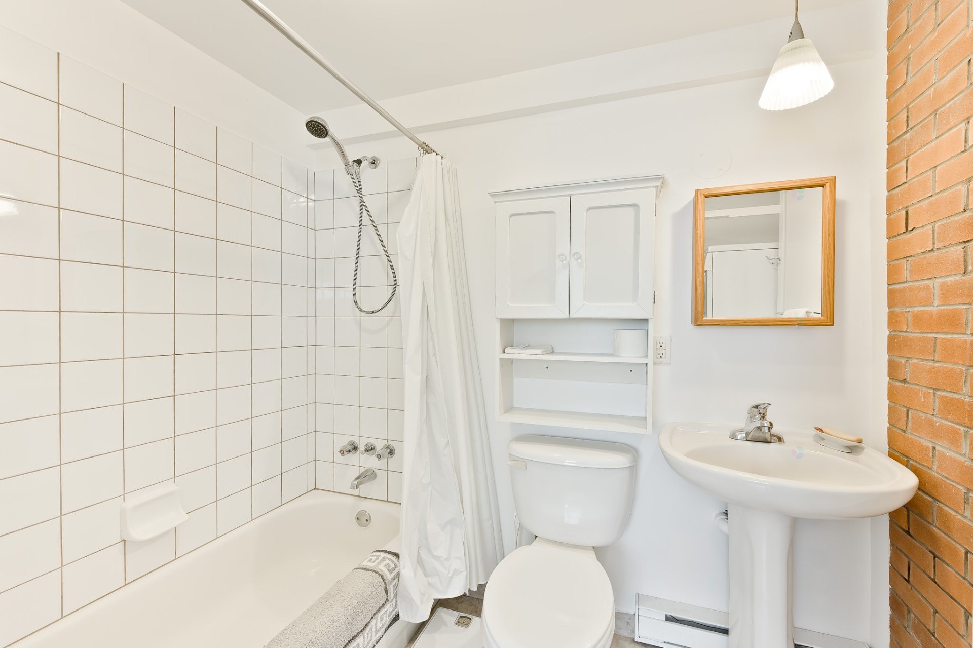 









1121


Rue Walsh

,
Sherbrooke (Fleurimont),




QC
J1G2W4

