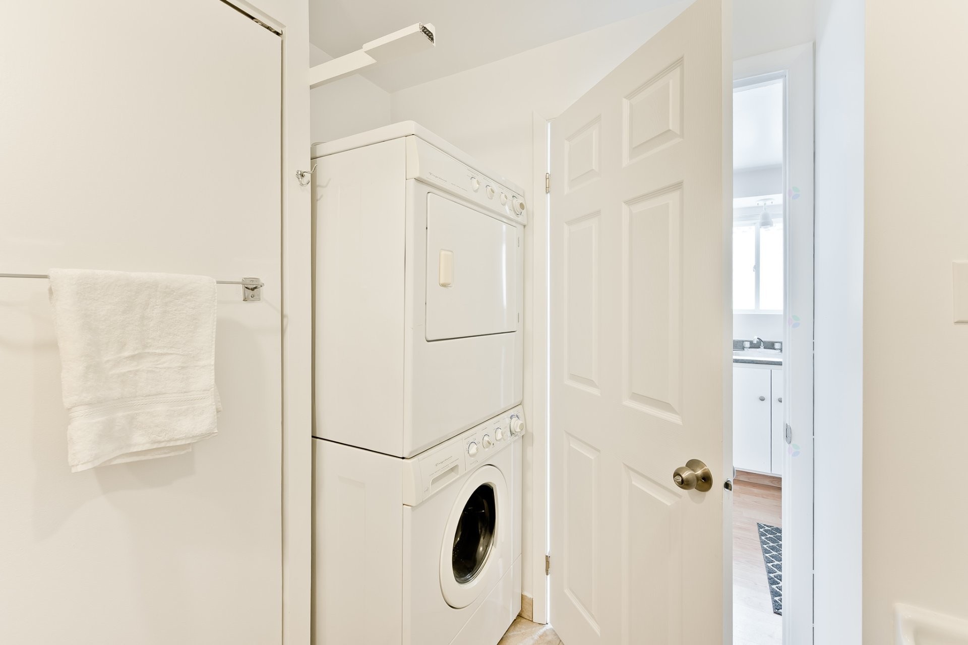 









1121


Rue Walsh

,
Sherbrooke (Fleurimont),




QC
J1G2W4

