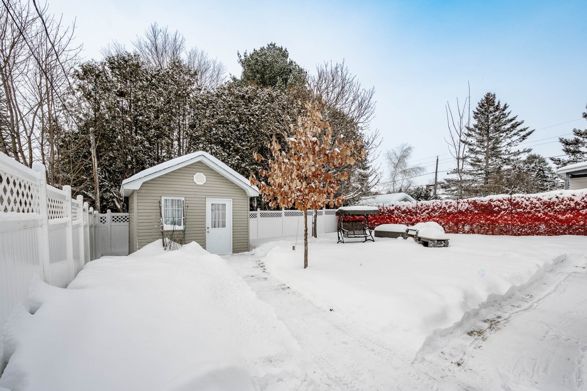 









1121


Rue Walsh

,
Sherbrooke (Fleurimont),




QC
J1G2W4

