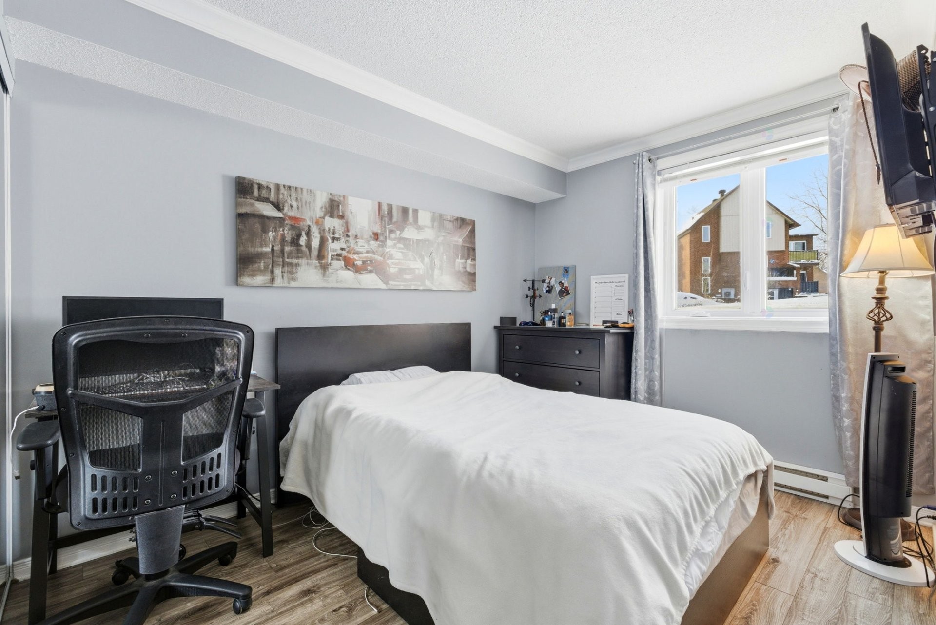 









11


Rue de la Falaise

, 1,
Gatineau (Hull),




QC
J8Z3H5

