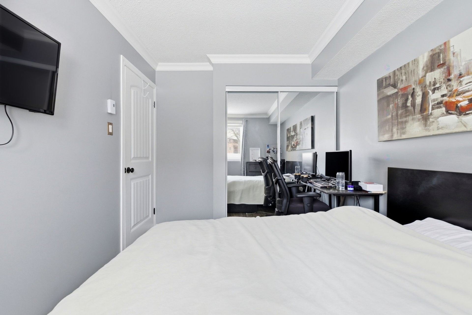 









11


Rue de la Falaise

, 1,
Gatineau (Hull),




QC
J8Z3H5

