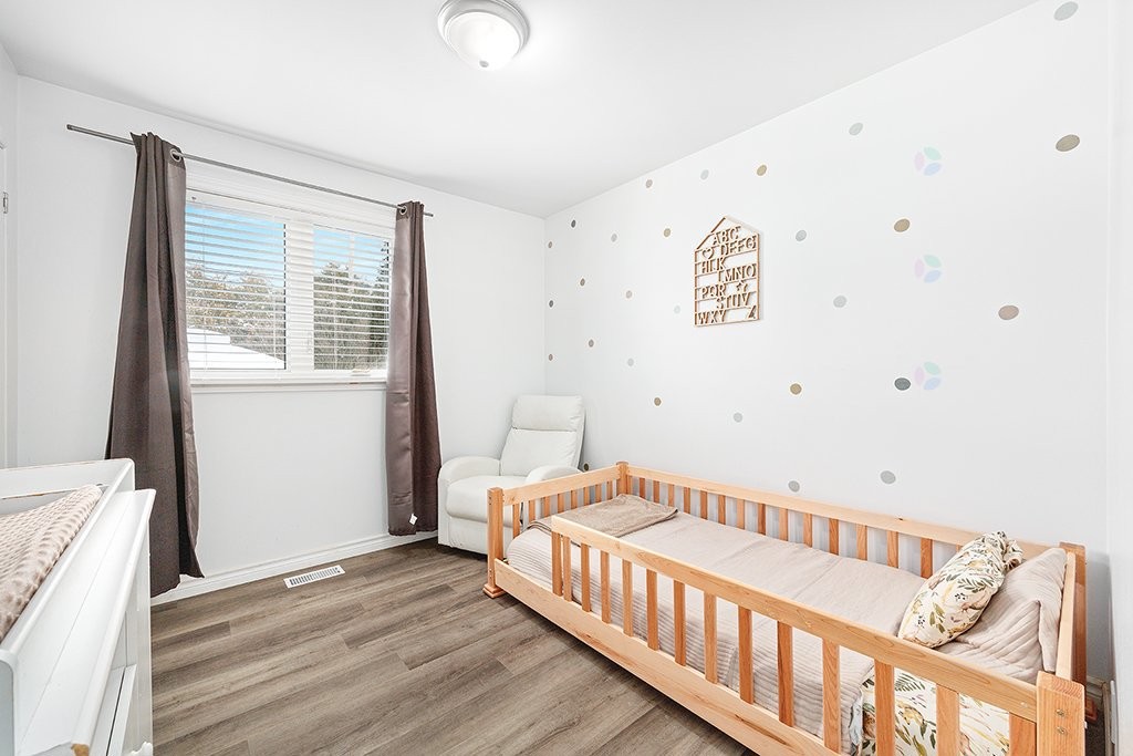 









586


Rue Louis-Cousineau

,
Gatineau (Aylmer),




QC
J9H5J9

