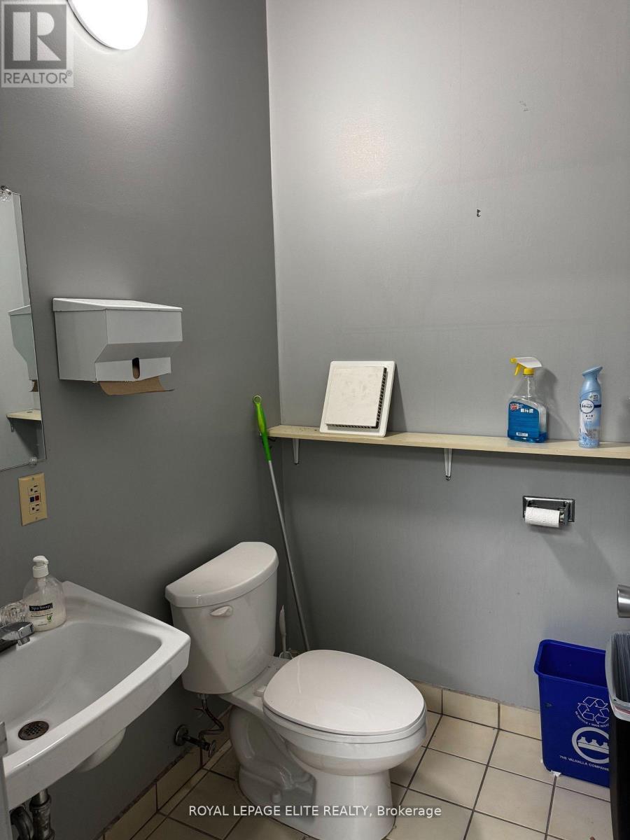 












9 - 5160 EXPLORER DRIVE

,
Mississauga,




Ontario
L4W4T7

