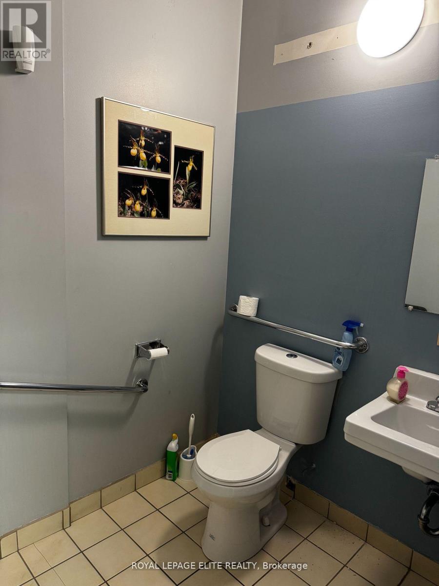 












9 - 5160 EXPLORER DRIVE

,
Mississauga,




Ontario
L4W4T7

