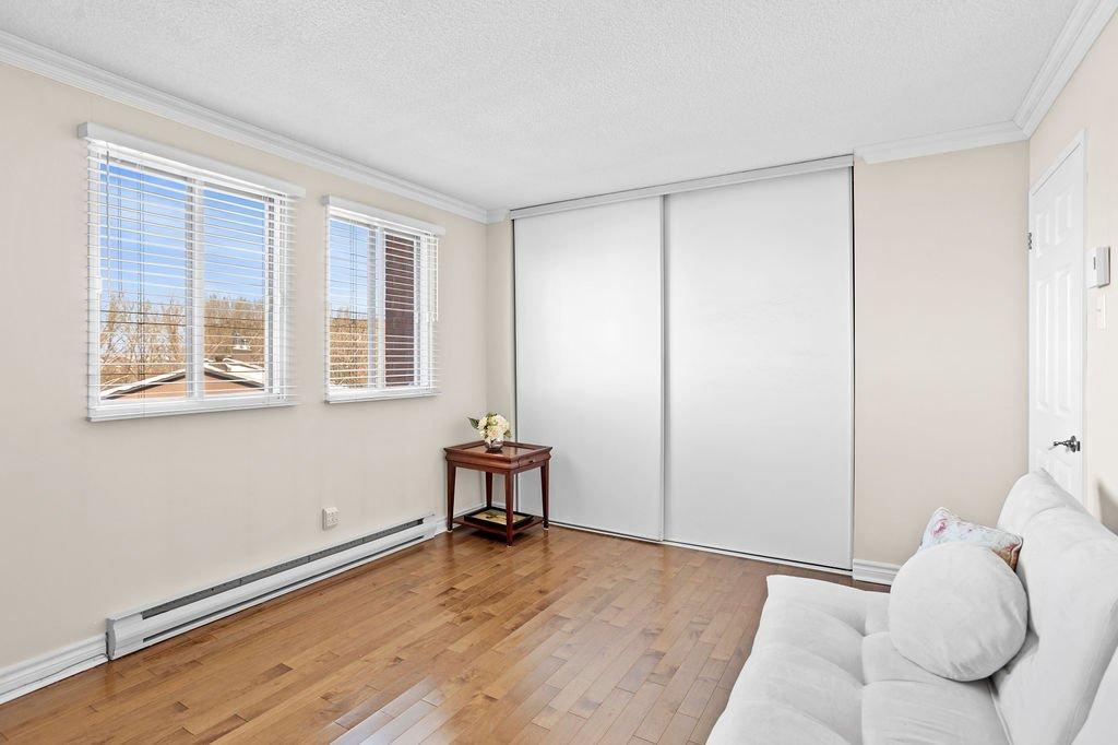 









4460


Ch. des Cageux

, 506,
Laval (Chomedey),




QC
H7W2S7

