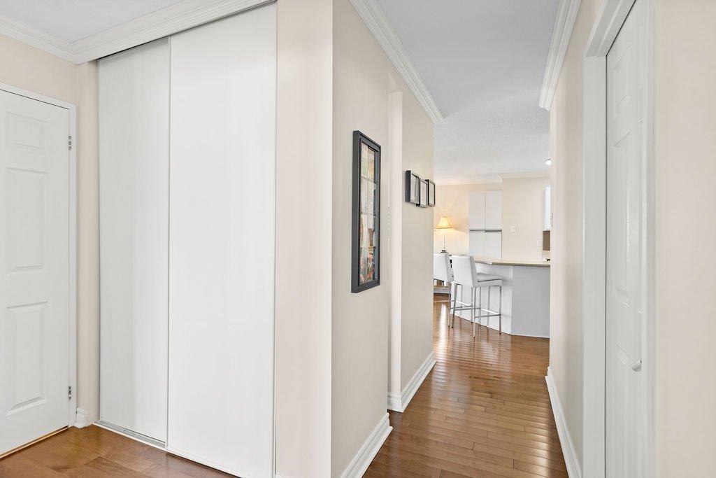 









4460


Ch. des Cageux

, 506,
Laval (Chomedey),




QC
H7W2S7

