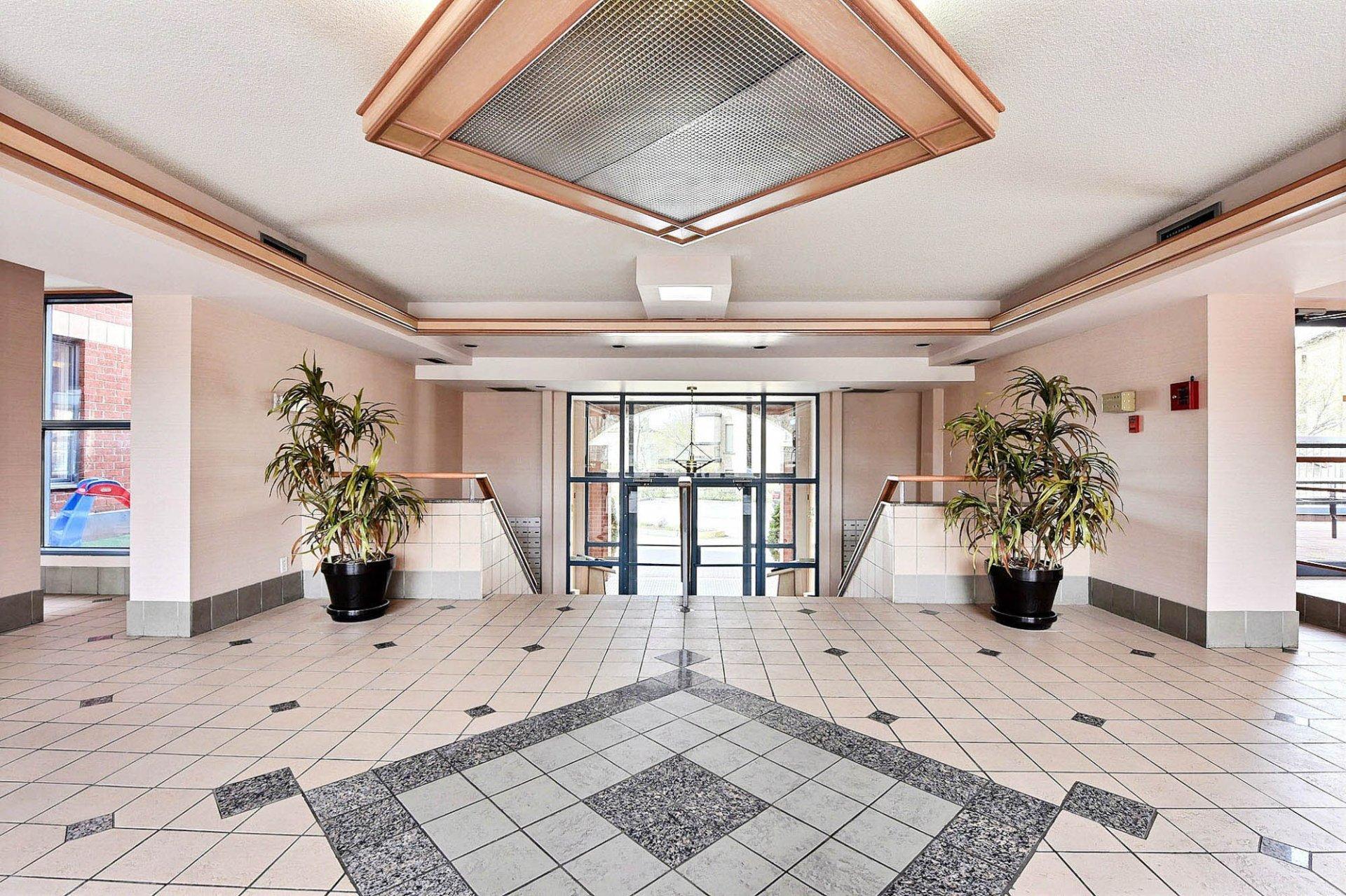 









4460


Ch. des Cageux

, 506,
Laval (Chomedey),




QC
H7W2S7

