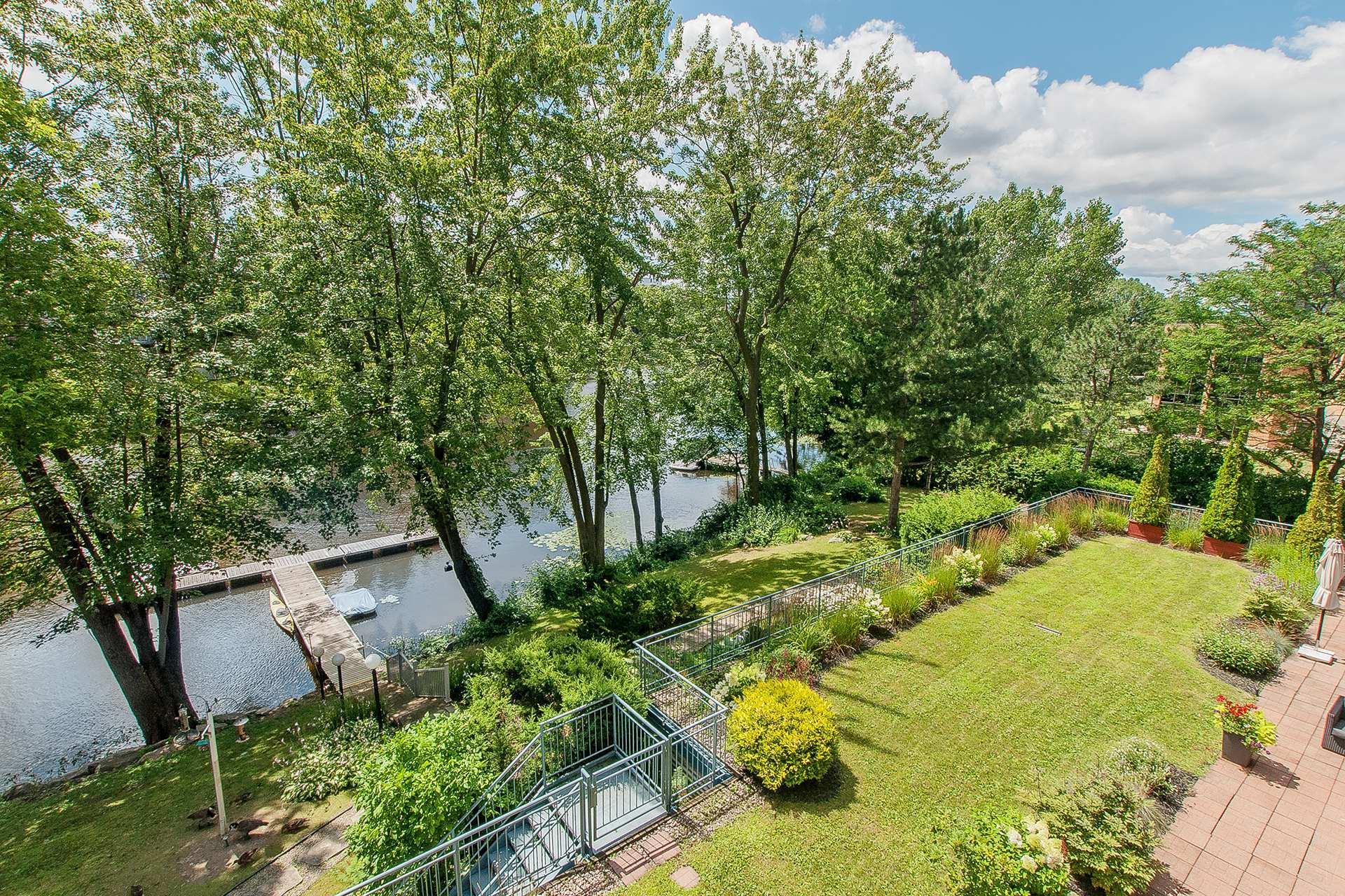 









4460


Ch. des Cageux

, 506,
Laval (Chomedey),




QC
H7W2S7

