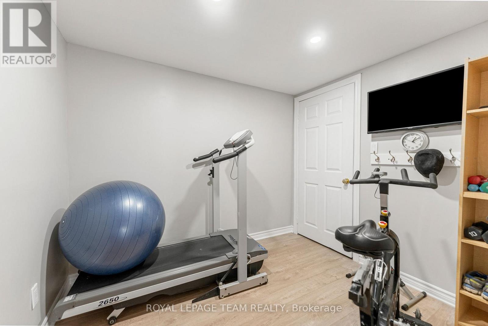 












230 OPEONGO ROAD

,
Renfrew,




Ontario
K7V2T5

