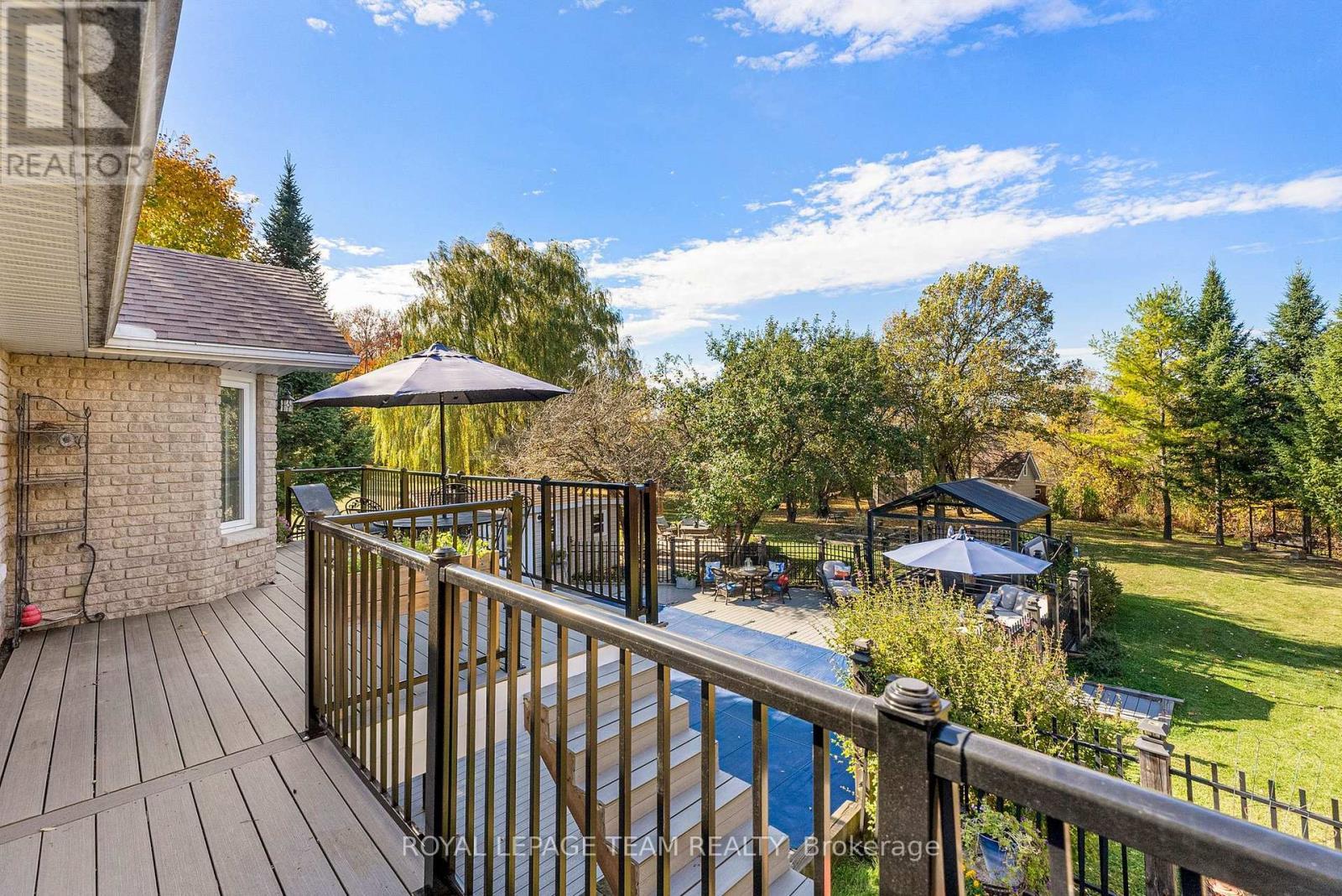 












230 OPEONGO ROAD

,
Renfrew,




Ontario
K7V2T5

