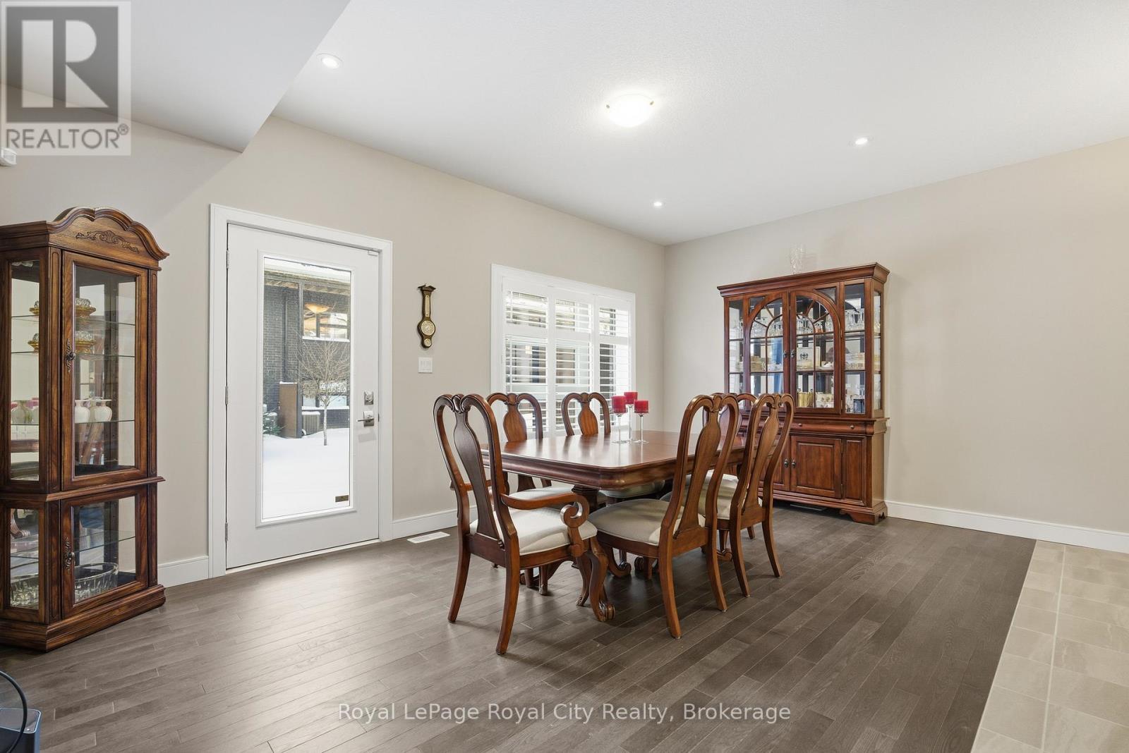 












88 - 60 ARKELL ROAD

,
Guelph (Kortright East),




Ontario
N1L1G8

