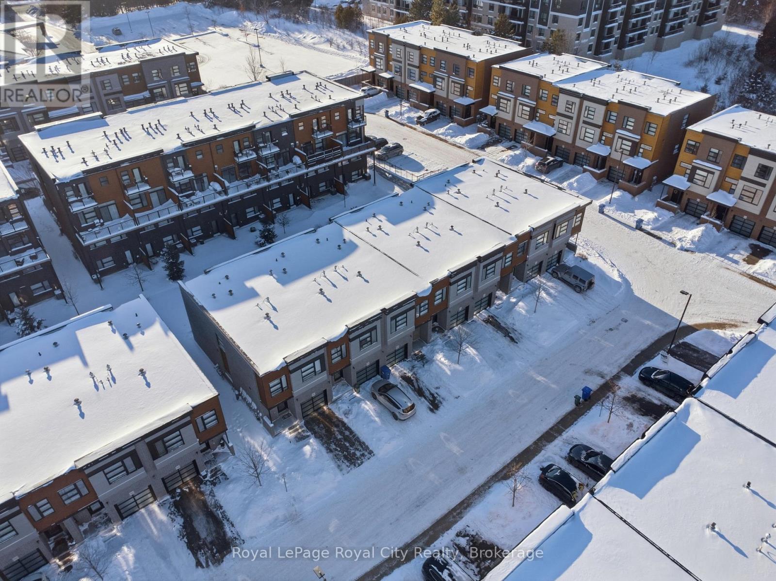 












88 - 60 ARKELL ROAD

,
Guelph (Kortright East),




Ontario
N1L1G8

