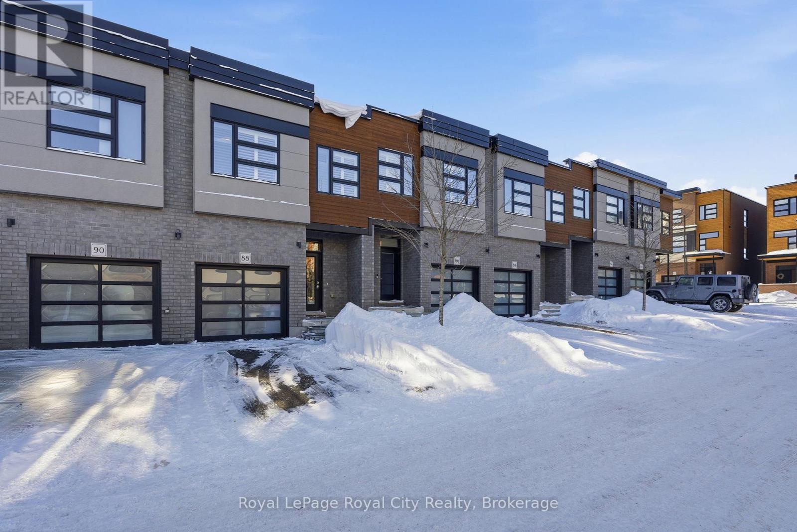 












88 - 60 ARKELL ROAD

,
Guelph (Kortright East),




Ontario
N1L1G8

