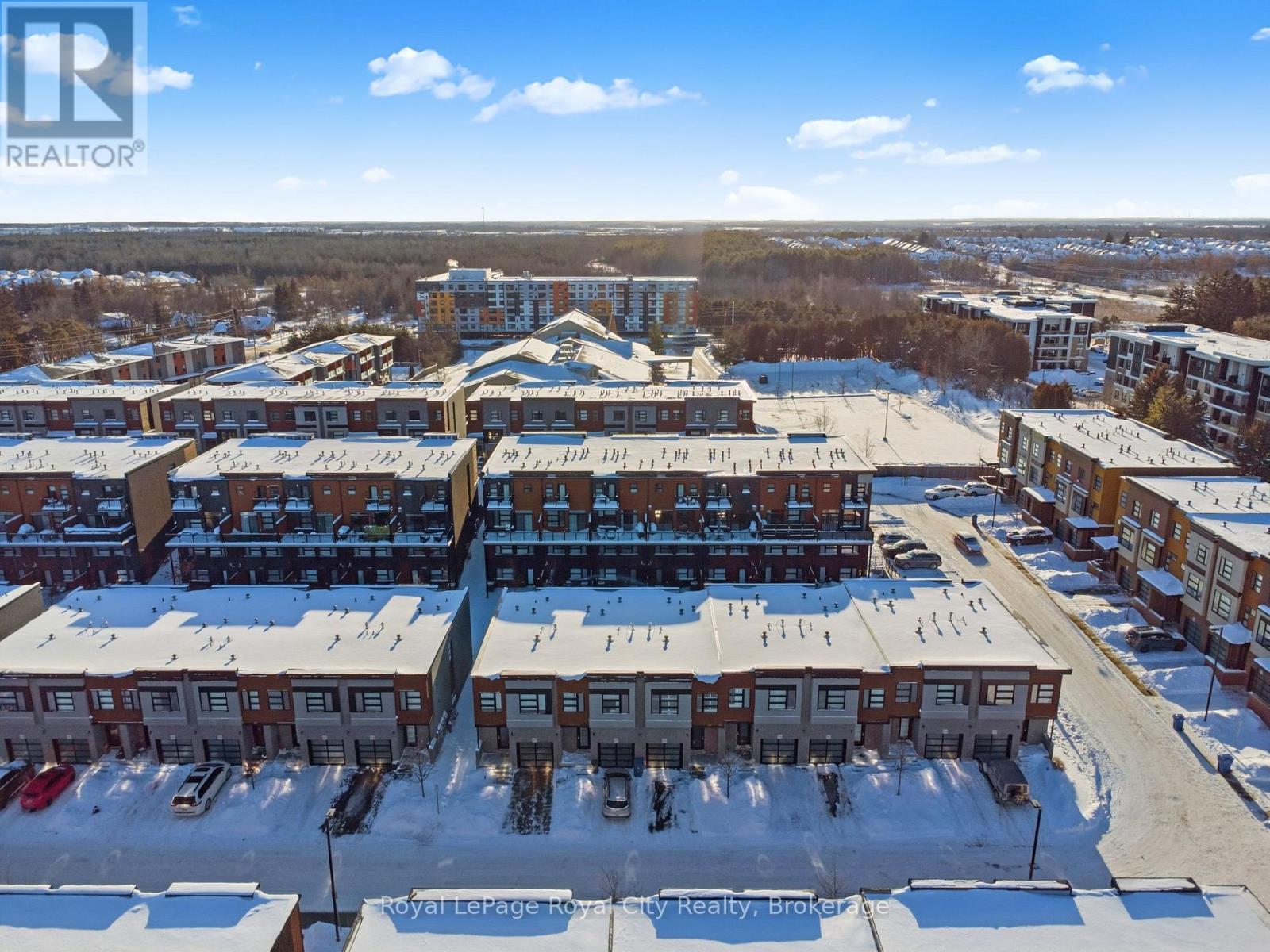 












88 - 60 ARKELL ROAD

,
Guelph (Kortright East),




Ontario
N1L1G8

