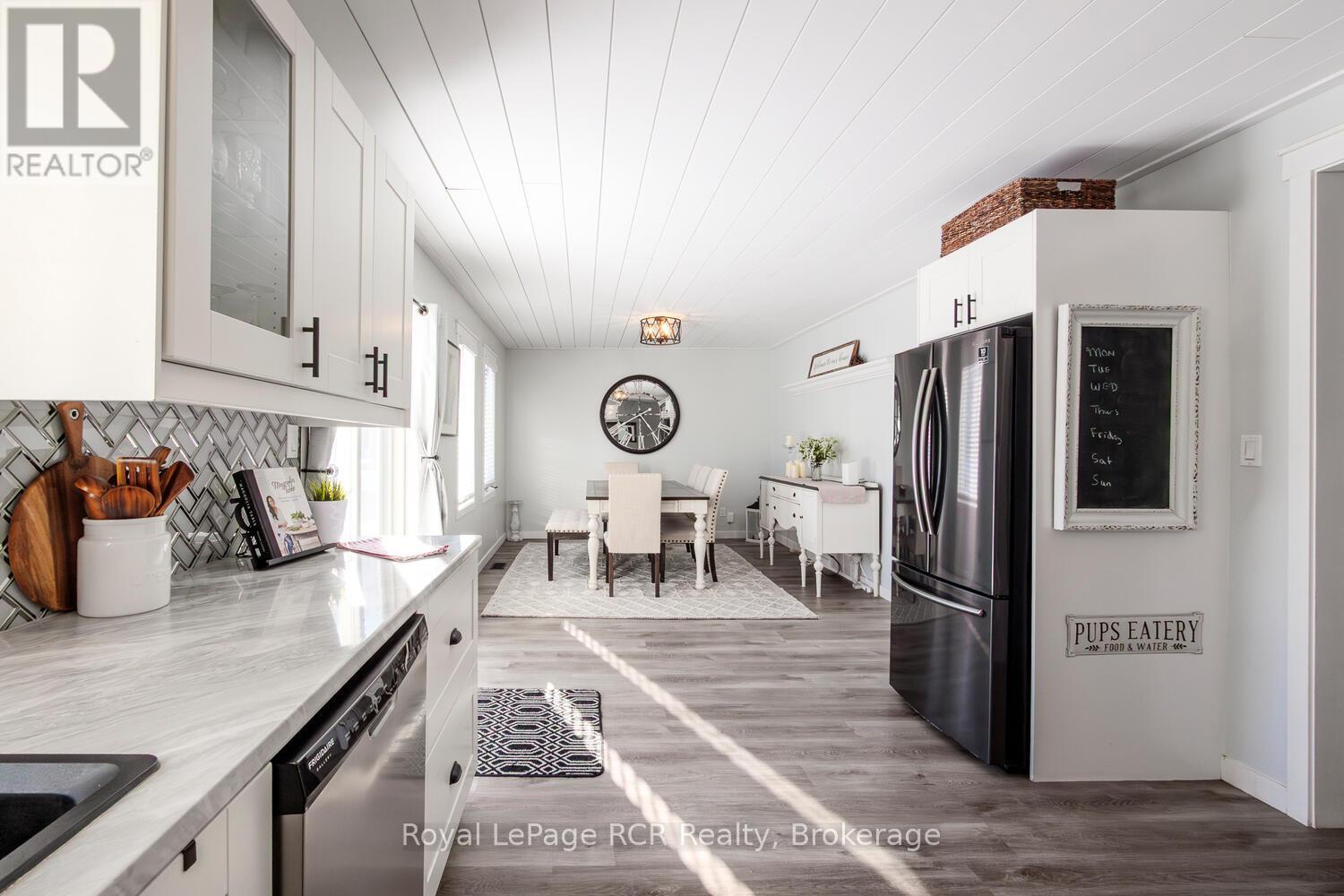 












453 8TH A AVENUE E

,
Owen Sound,




Ontario
N4K6S8

