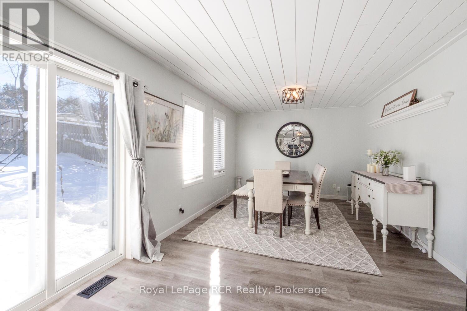 












453 8TH A AVENUE E

,
Owen Sound,




Ontario
N4K6S8

