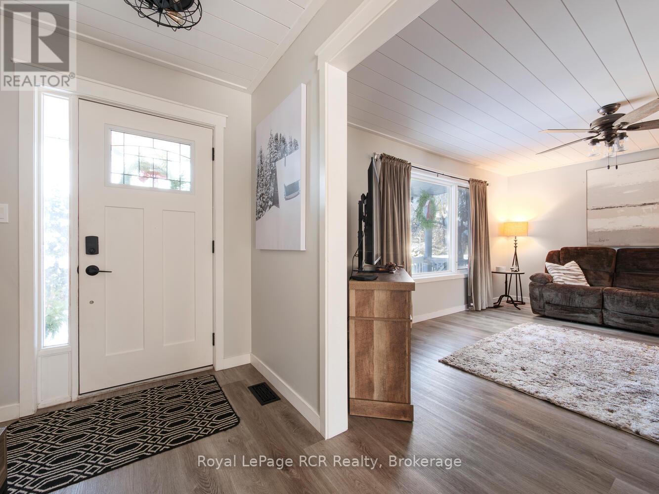 












453 8TH A AVENUE E

,
Owen Sound,




Ontario
N4K6S8

