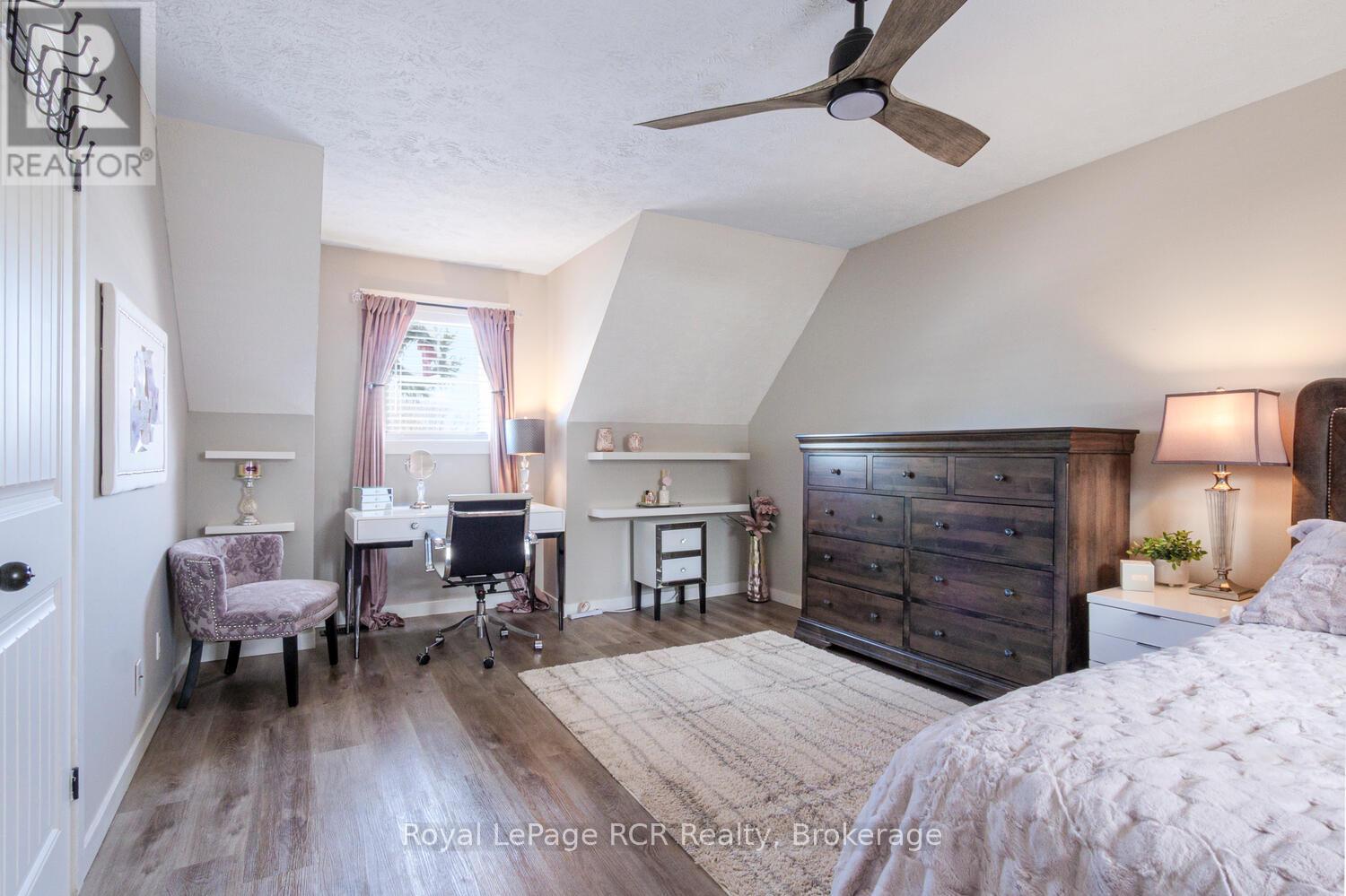 












453 8TH A AVENUE E

,
Owen Sound,




Ontario
N4K6S8

