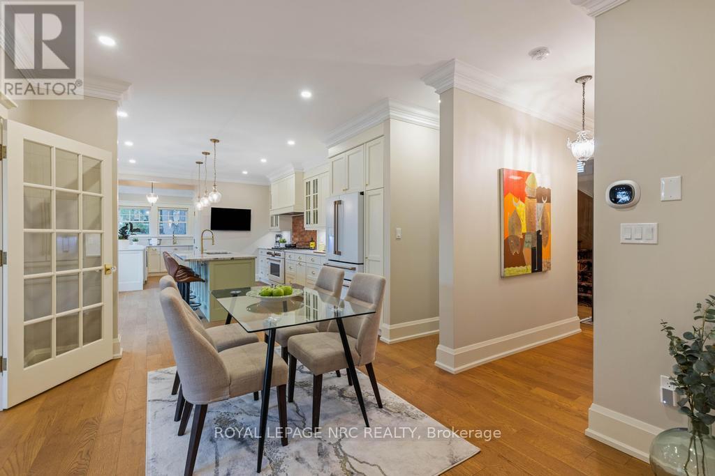 












50 HILLCREST AVENUE

,
St. Catharines (Old Glenridge),




Ontario
L2R4Y1

