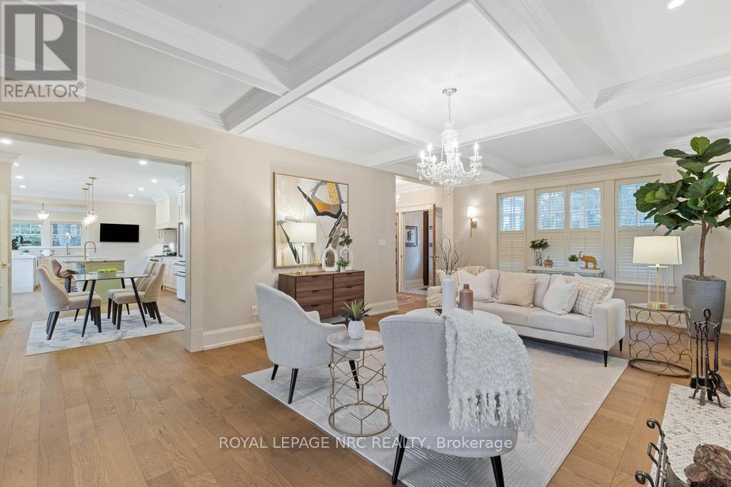 












50 HILLCREST AVENUE

,
St. Catharines (Old Glenridge),




Ontario
L2R4Y1

