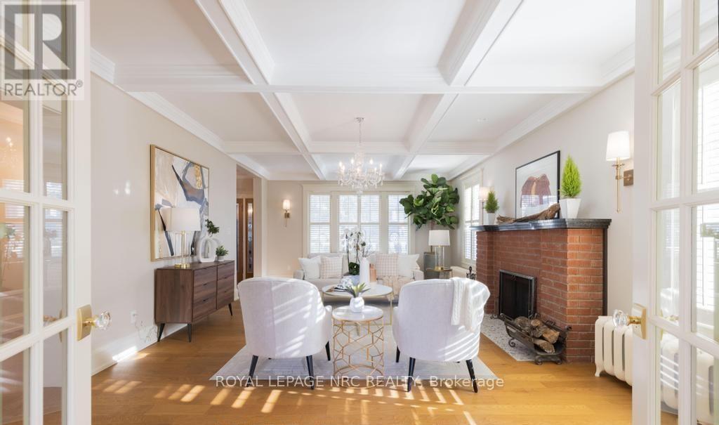 












50 HILLCREST AVENUE

,
St. Catharines (Old Glenridge),




Ontario
L2R4Y1

