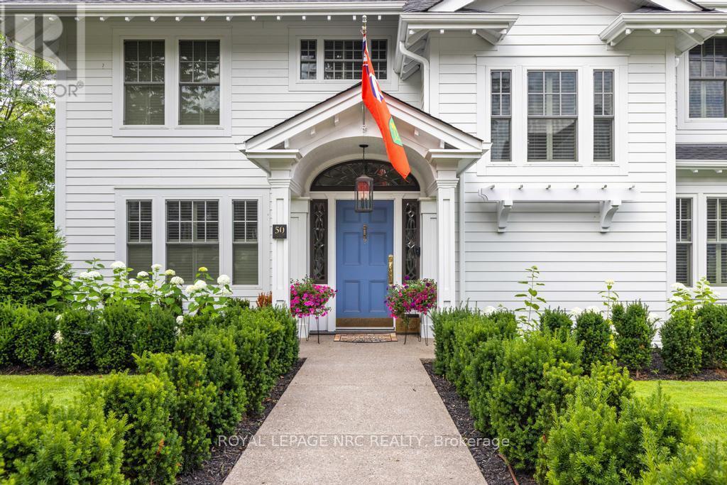 












50 HILLCREST AVENUE

,
St. Catharines (Old Glenridge),




Ontario
L2R4Y1

