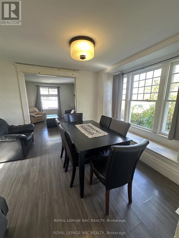 












5930 FALLSVIEW AVENUE

,
Niagara Falls (Clifton Hill),




Ontario
L2G3V5

