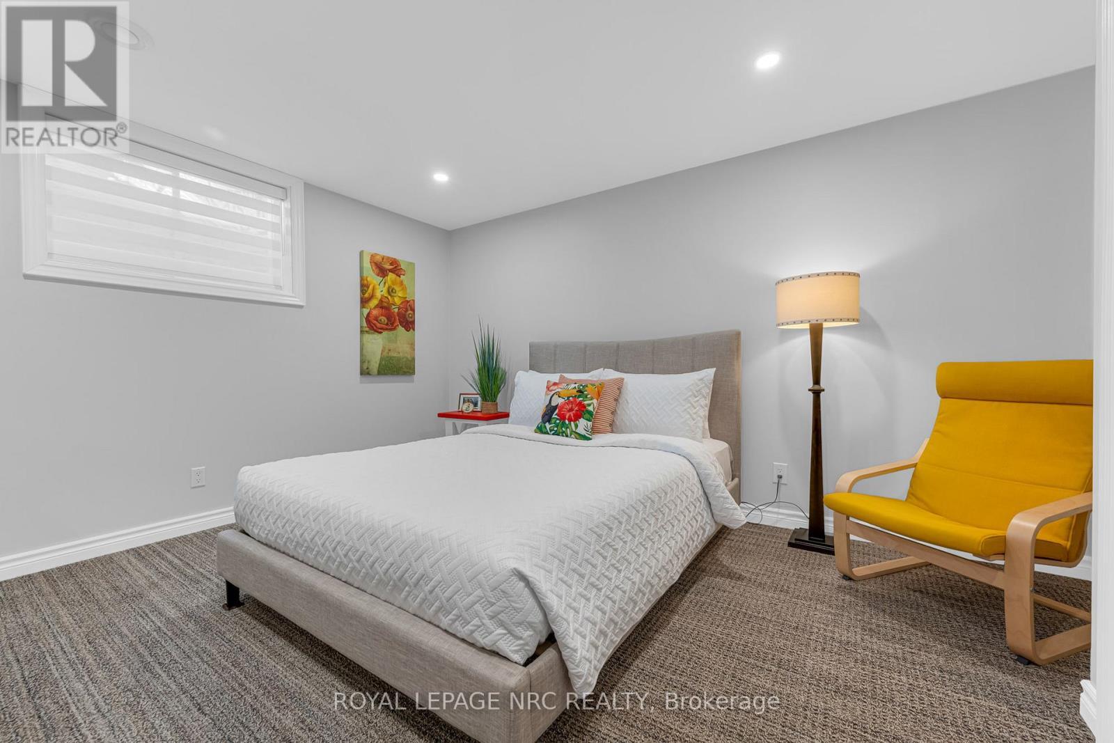 












48 - 180 PORT ROBINSON ROAD

,
Pelham (Fonthill),




Ontario
L0S1E6

