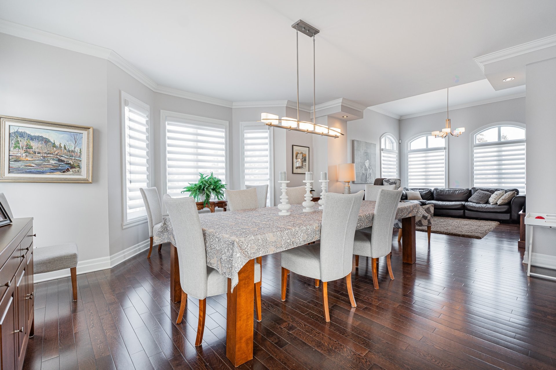 









9180


Crois. Roussel

,
Brossard,




QC
J4X2R2

