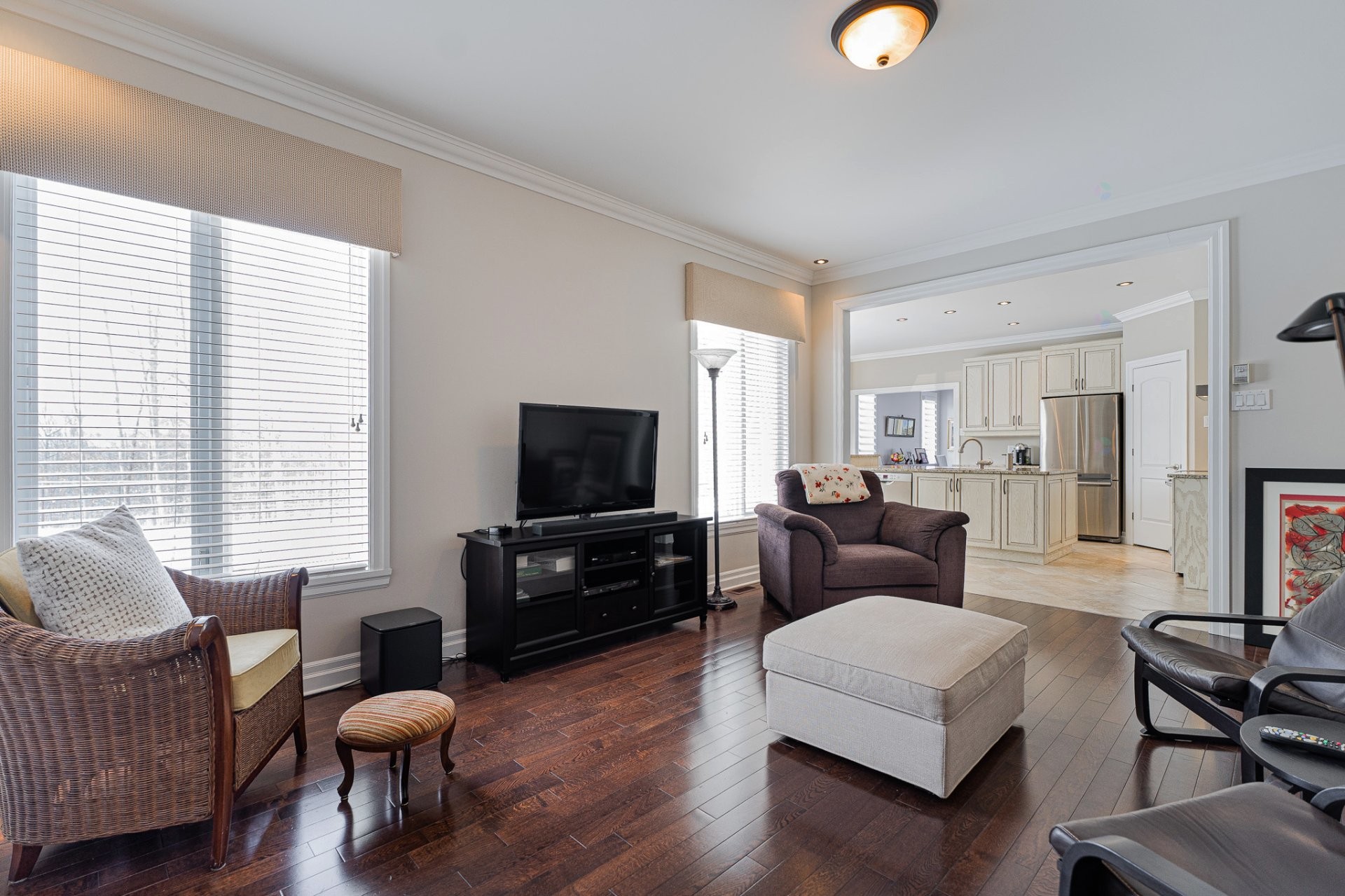 









9180


Crois. Roussel

,
Brossard,




QC
J4X2R2

