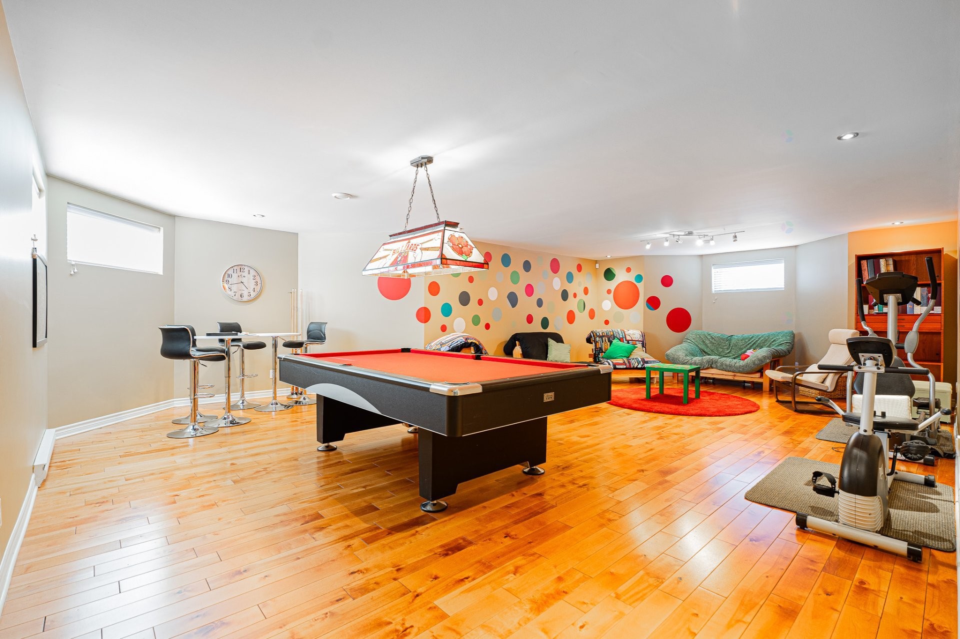 









9180


Crois. Roussel

,
Brossard,




QC
J4X2R2

